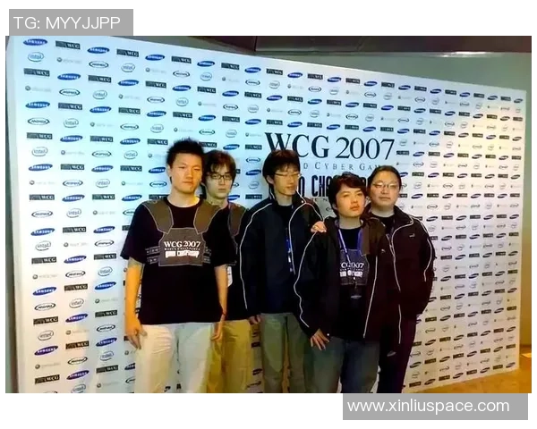 韩国10号足球明星的辉煌历程与未来展望分析 韩国10号足球明星的辉煌历程与未来展望分析